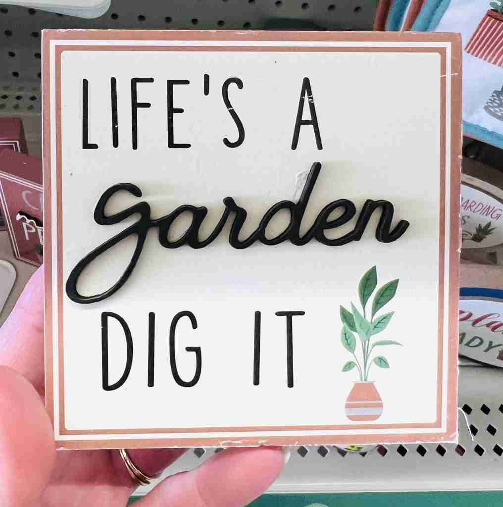 Dollar General mini sign