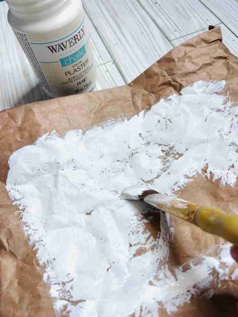 Painting the front of Amazon mailer with Waverly Chalk paint in Plaster