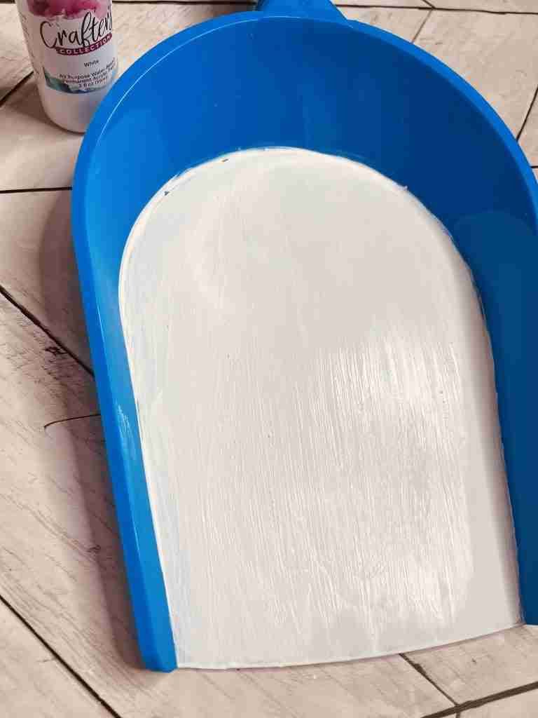painted Dollar Tree plastic shovel