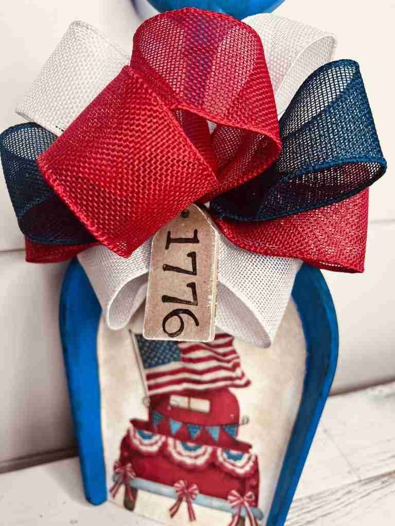 Dollar Tree Patriotic Plastic Shovel DIY 