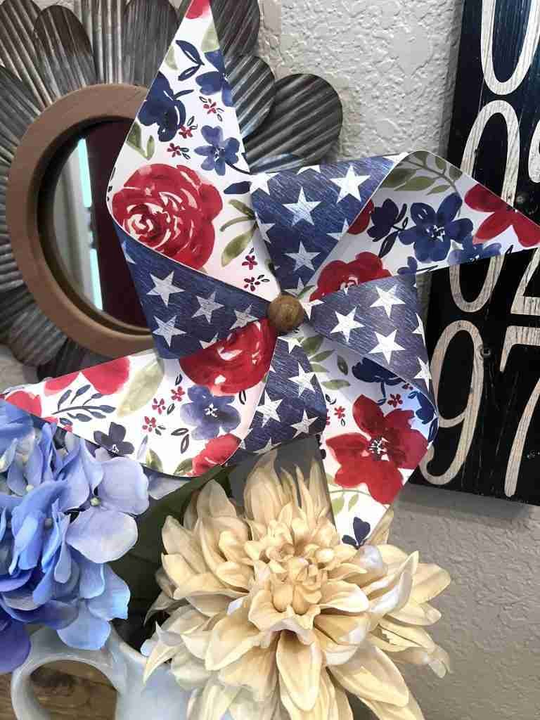 easy scrapbook paper pinwheel
