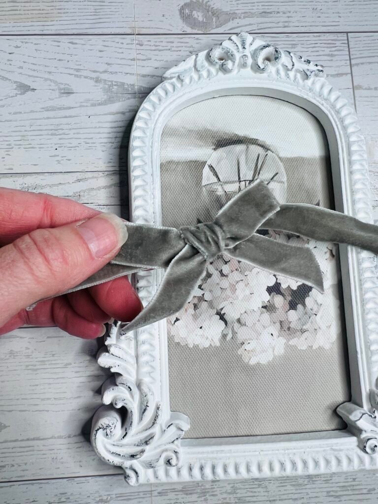 bow hanger removed from Walmart frame