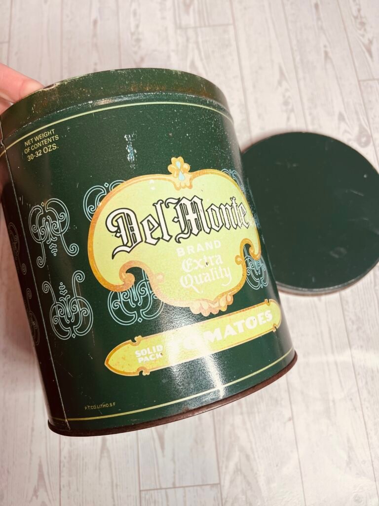 old tin can with lid